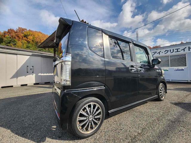 Ｎ－ＢＯＸカスタム Ｇ・ターボパッケージ　ＥＴＣ　バックカメラ　両側電動スライドドア　ナビ　ＴＶ　オートクルーズコントロール　ＨＩＤ　スマートキー　アイドリングストップ　電動格納ミラー　ベンチシート　ＣＶＴ　盗難防止システム　ＡＢＳ　ＥＳＣ（18枚目）
