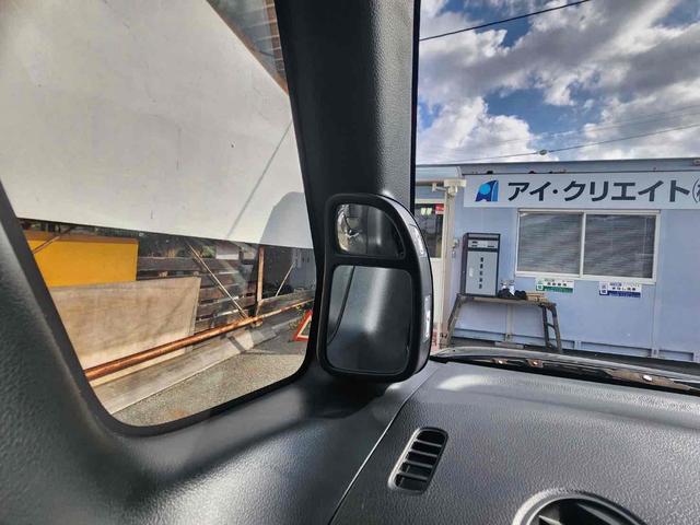 Ｎ－ＢＯＸカスタム Ｇ・ターボパッケージ　ＥＴＣ　バックカメラ　両側電動スライドドア　ナビ　ＴＶ　オートクルーズコントロール　ＨＩＤ　スマートキー　アイドリングストップ　電動格納ミラー　ベンチシート　ＣＶＴ　盗難防止システム　ＡＢＳ　ＥＳＣ（31枚目）