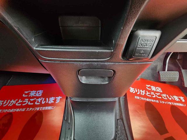 Ｎ－ＢＯＸカスタム Ｇ・ターボパッケージ　ＥＴＣ　バックカメラ　両側電動スライドドア　ナビ　ＴＶ　オートクルーズコントロール　ＨＩＤ　スマートキー　アイドリングストップ　電動格納ミラー　ベンチシート　ＣＶＴ　盗難防止システム　ＡＢＳ　ＥＳＣ（35枚目）