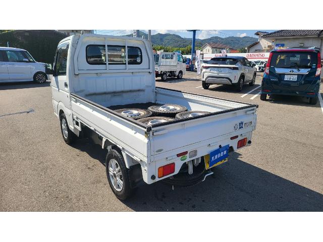 キャリイトラック 　軽トラック　ＭＴ　アルミホイール　エアコン　運転席エアバッグ（13枚目）