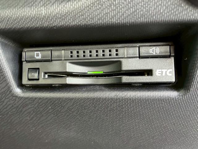 アクア S /禁煙車/新品タイヤ/純正フルエアロ/純正ナビ/バックカメラ/プッシュスタート/シートヒーター/ETC/(20枚目)