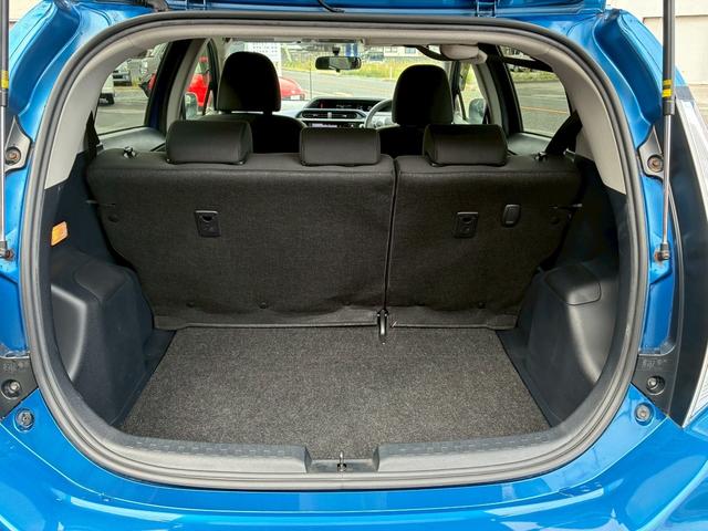 アクア S /禁煙車/新品タイヤ/純正フルエアロ/純正ナビ/バックカメラ/プッシュスタート/シートヒーター/ETC/(29枚目)