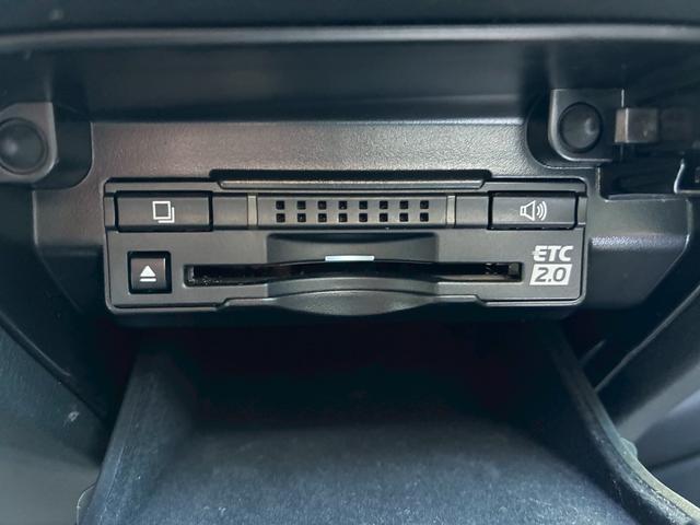 ＧＳ ＧＳ２５０　Ｆスポーツ　／後期／サンルーフ／禁煙車／黒革電動シート／純正ナビ／バックカメラ／レーダークルーズコントロール／ＬＥＤヘッドライト／ＥＴＣ／電動トランク／ステアリングヒーター／シートヒーター／シートクーラー／（29枚目）