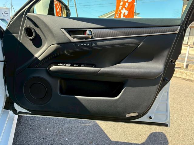 ＧＳ ＧＳ２５０　Ｆスポーツ　／後期／サンルーフ／禁煙車／黒革電動シート／純正ナビ／バックカメラ／レーダークルーズコントロール／ＬＥＤヘッドライト／ＥＴＣ／電動トランク／ステアリングヒーター／シートヒーター／シートクーラー／（47枚目）