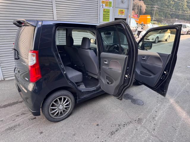 ワゴンR FXリミテッド 4WD アイドリングストップ機能搭載車 シートヒーター 純正デッキ オートライト オートエアコン ETC(16枚目)