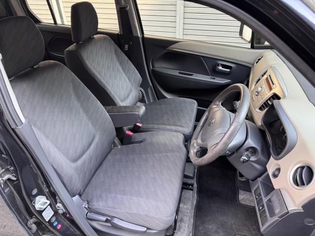 ワゴンR FXリミテッド 4WD アイドリングストップ機能搭載車 シートヒーター 純正デッキ オートライト オートエアコン ETC(18枚目)