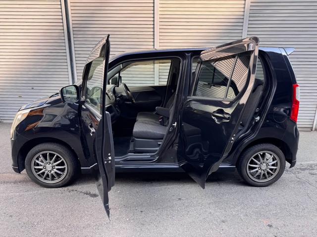 ワゴンR FXリミテッド 4WD アイドリングストップ機能搭載車 シートヒーター 純正デッキ オートライト オートエアコン ETC(22枚目)