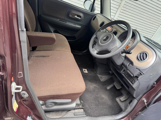 アルトラパン Ｇ　４ＷＤ　運転席側シートヒーター　プッシュスタート　純正デッキ　予備キー付き（15枚目）