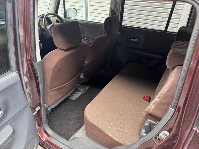 アルトラパン Ｇ　４ＷＤ　運転席側シートヒーター　プッシュスタート　純正デッキ　予備キー付き（24枚目）