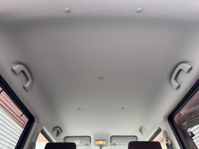 アルトラパン Ｇ　４ＷＤ　運転席側シートヒーター　プッシュスタート　純正デッキ　予備キー付き（31枚目）