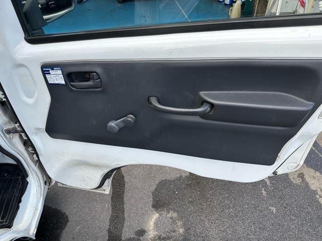 キャリイトラック KCエアコン・パワステ AT (オートマチック) エアコンパワステメモリ-ナビ付!(10枚目)