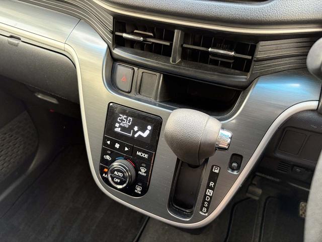 ムーヴ カスタム　Ｘ　プッシュスタート　エコアイドル　ナビ　ワンセグテレビ　ＣＤ　ＬＥＤ　オートライト　フォグ　ステアリングスイッチ　オートエアコン　純正１４インチＡＷ　修復歴なし　禁煙車　エコカー減税　タイミングチェーン（12枚目）