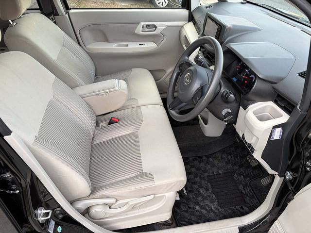 ムーヴ Ｌ　ＳＡＩＩ　スマアシ２　エコアイドル　ナビ　フルセグテレビ　ＤＶＤ　Ｂｌｕｅｔｏｏｔｈオーディオ　ハンズフリー通話　ＥＴＣ　バッテリー新品　スパークプラグ新品　禁煙車　修復歴無し　エコカー減税　タイミングチェーン（12枚目）