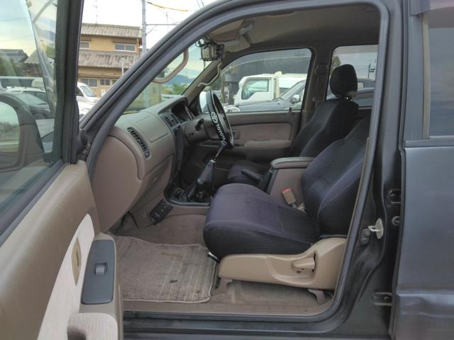 ハイラックスサーフ SSR-X 4WD ドライブレコーダー ETC バックカメラ ターボ ナビ TV アルミホイール キーレスエントリー MT ABS エアコン パワーステアリング パワーウィンドウ(12枚目)