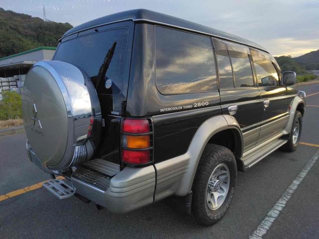 パジェロ ワイド XR-II 4WD 禁煙車 ETC アルミホイール キーレスエントリー MT エアコン パワーステアリング(4枚目)