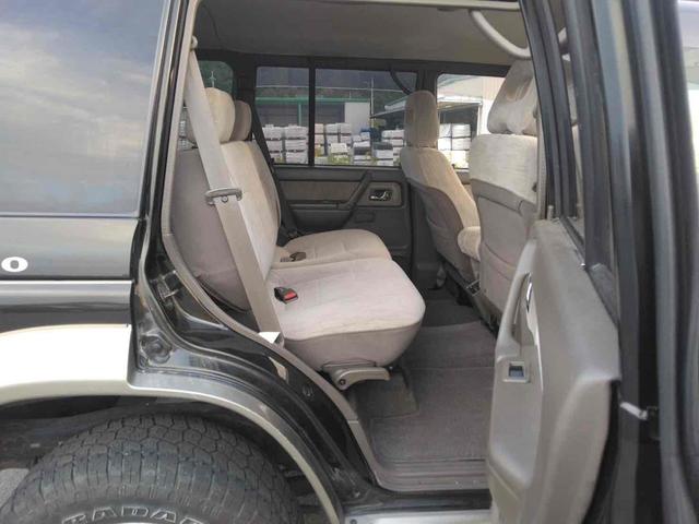 パジェロ ワイド XR-II 4WD 禁煙車 ETC アルミホイール キーレスエントリー MT エアコン パワーステアリング(14枚目)