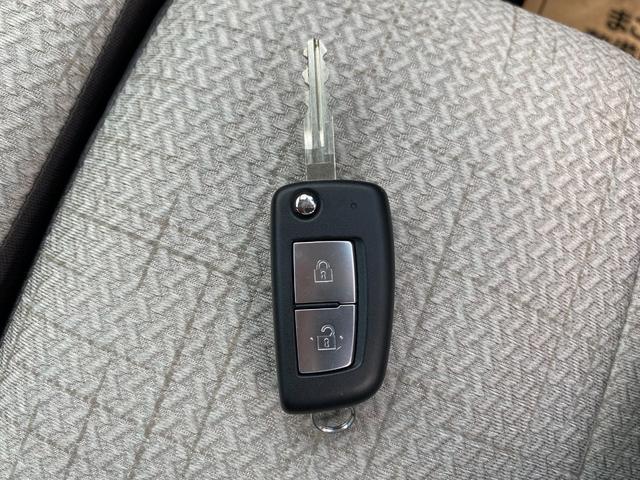 ｅＫワゴン Ｍ　バックカメラ　ナビ　ＴＶ　クリアランスソナー　レーンアシスト　衝突被害軽減システム　オートライト　キーレスエントリー　アイドリングストップ　シートヒーター　ベンチシート　ＣＶＴ　盗難防止システム（14枚目）