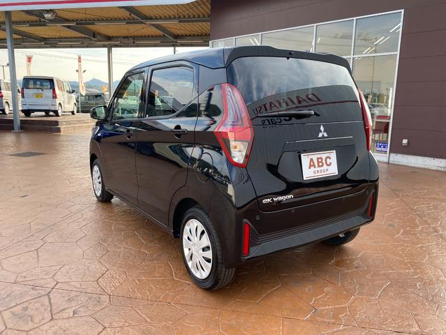 ｅＫワゴン Ｍ　バックカメラ　ナビ　ＴＶ　クリアランスソナー　レーンアシスト　衝突被害軽減システム　オートライト　キーレスエントリー　アイドリングストップ　シートヒーター　ベンチシート　ＣＶＴ　盗難防止システム（20枚目）