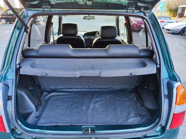 ミニライトスペシャル レザーシート 運転席エアバッグ CDコンポ リモコンキー パワーウィンドウ PS 衝突安全ボディ カセット オートエアコン 助手席エアバック(15枚目)