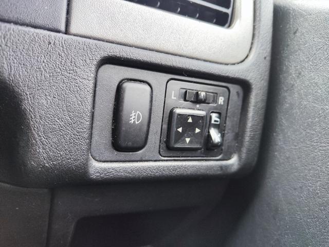 リミテッドエディションVR タイミングベルト交換済み キーレスキー ETC ナビ 衝突安全ボディ 4WD ABS パワーウィンドウ エアコン パワーステアリング メモリーナビ 助手席エアバッグ 運転席エアバッグ CDデッキ(20枚目)