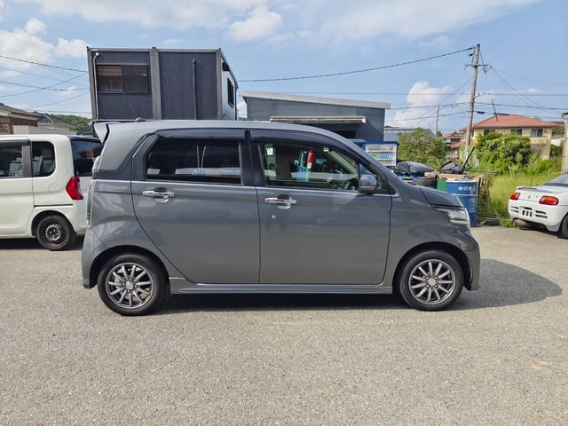 G Sキー 横滑防止装置 アイドリングストップ車 Bluetoothオーディオ Rカメラ パワーウィンドウ セキュリティ 地デジTV Wエアバッグ オートエアコン ナビTV ETC パワステ メモリナビ(4枚目)