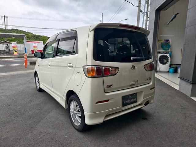 ＭＡＸ ＲＳ　ＪＢエンジン　エアコン　ベンチシート　衝突安全ボディ　電動格納ミラー　ＡＢＳ　キーレスエントリー　ターボ　ＣＤ　ＭＤ　スペアキー３本（6枚目）