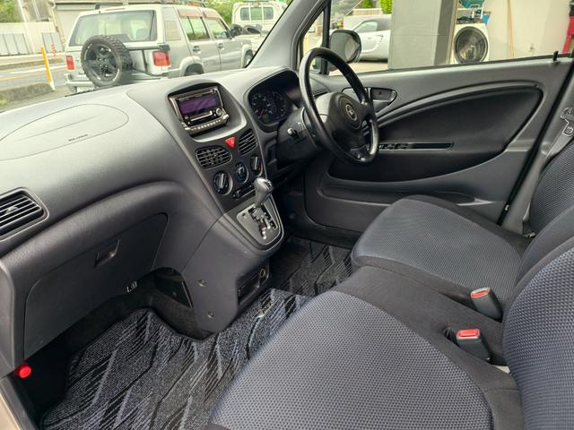 ＭＡＸ ＲＳ　ＪＢエンジン　エアコン　ベンチシート　衝突安全ボディ　電動格納ミラー　ＡＢＳ　キーレスエントリー　ターボ　ＣＤ　ＭＤ　スペアキー３本（11枚目）