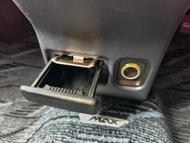 ＭＡＸ ＲＳ　ＪＢエンジン　エアコン　ベンチシート　衝突安全ボディ　電動格納ミラー　ＡＢＳ　キーレスエントリー　ターボ　ＣＤ　ＭＤ　スペアキー３本（21枚目）