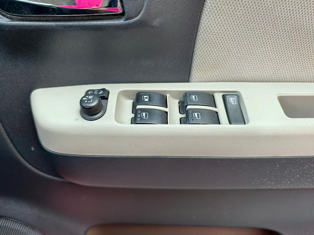 ミラトコット Ｇ　ＳＡＩＩＩ　リアコーナーセンサー　ＡＵＴＯエアコン　衝突軽減　ＬＥＤ　前席シートヒーター　イモビライザー　横滑り防止　キーフリーシステム　パワーステアリング　サイドエアバック　スマートキー　ＡＢＳ　エアバッグ（22枚目）