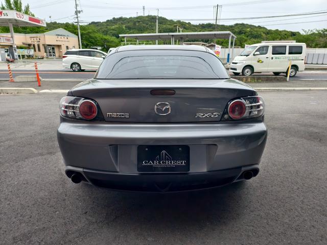 ＲＸ－８ ベースグレード　５速マニュアル　ＰＷ　ＡＣ　ＥＴＣ車載器　ＰＳ　ＤＳＣ　ＡＢＳ　衝突安全ボディ　寒冷地仕様　エアＢ　キーフリー　助手席エアバック　電動格納ドアミラー（7枚目）