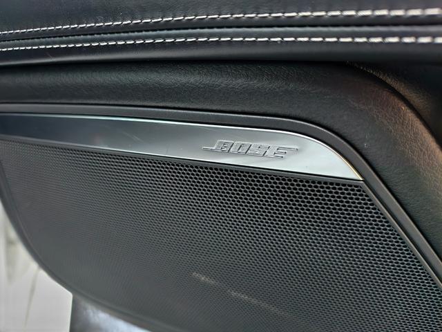 Ｓ７スポーツバック ベースグレード　ナビ　バックカメラ　パワーシート　オートライト　クリアランスソナー　サンルーフ　パワーリアゲート　黒革シート　４ＷＤ　Ｂｌｕｅｔｏｏｔｈ接続（32枚目）