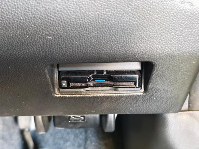 スイフトスポーツ ベースグレード　６速マニュアル　ＬＥＤヘットライト　ＵＳＢ接続　電動ミラー　盗難防止機能　アクティブクルーズ　パワーウィンド　ＡＵＴＯエアコン　ナビ・ＴＶ　Ｂｌｕｅｔｏｏｔｈオーディオ　キーレスキー　横滑り防止装置付（27枚目）