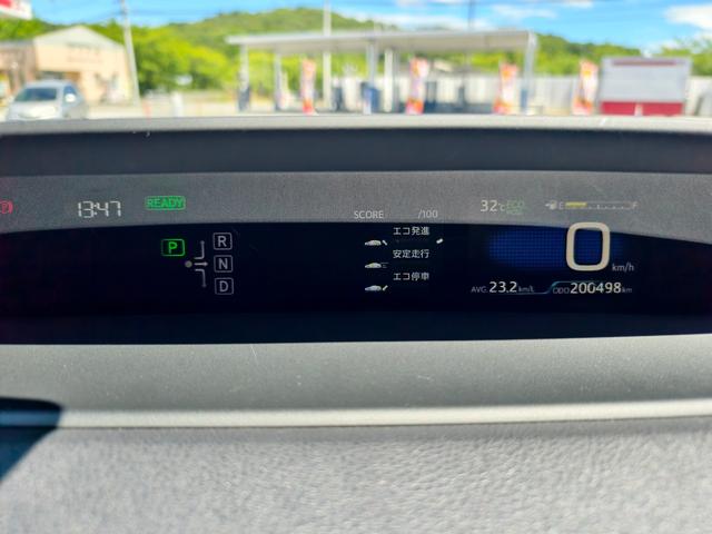 プリウス Ｓツーリングセレクション　Ｂｌｕｅｔｏｏｔｈ音楽　電動格納式ミラー　ＥＴＣ付　地デジフルセグＴＶ　盗難防止システム　ナビＴＶ　シートヒーター　ＬＥＤヘッドライト　パワーウィンドウ　横滑り防止機能　オートライト　ＰＳ　メモリナビ（17枚目）