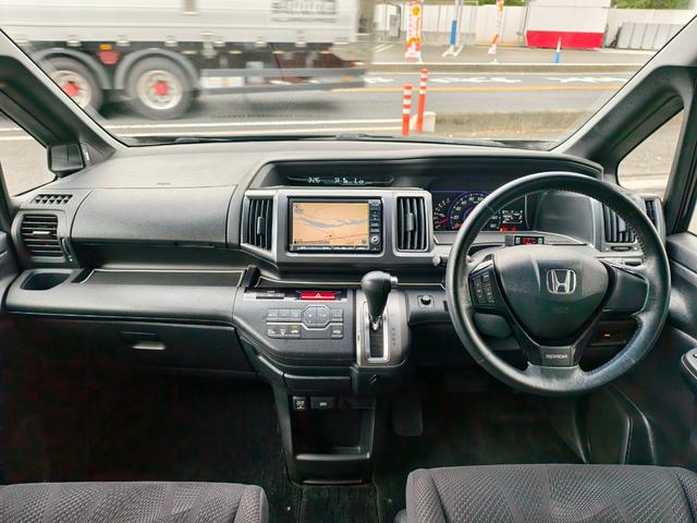 ステップワゴンスパーダ Ｚ　横滑防止　イモビ　スマキー　地デジＴＶ　フルフラットシート　バックモニタ－　キーフリー　パワーウィンド　ＨＤＤナビエディション　ＥＴＣ付　ナビ・ＴＶ　運転席助手席エアバック　エアバック　衝突安全ボディ（9枚目）