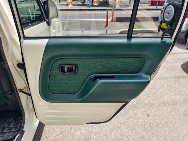 ネイキッド Ｇパッケージ　ワンオーナー　点検整備記録簿　ガレージ保管車　キーレス　パワーウインドウ　エアコン　エアバッグ　デュアルエアバック　パワステ（30枚目）