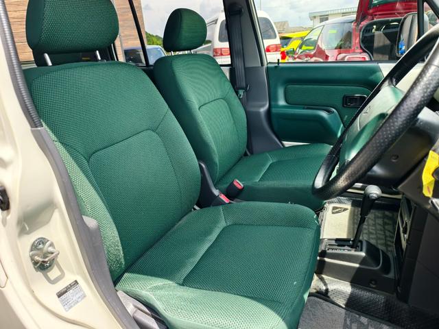 ネイキッド Ｇパッケージ　ワンオーナー　点検整備記録簿　ガレージ保管車　キーレス　パワーウインドウ　エアコン　エアバッグ　デュアルエアバック　パワステ（32枚目）