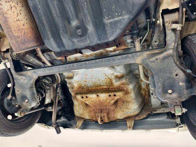 ネイキッド Ｇパッケージ　ワンオーナー　点検整備記録簿　ガレージ保管車　キーレス　パワーウインドウ　エアコン　エアバッグ　デュアルエアバック　パワステ（38枚目）