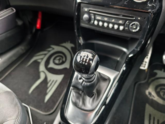 ＤＳ３ スポーツシック　６速マニュアル　オートクルーズコントロール　盗難防止システム　ＡＢＳ　ＡＵＴＯエアコン　パワーウィンドウ　エアバッグ　パワステ（21枚目）