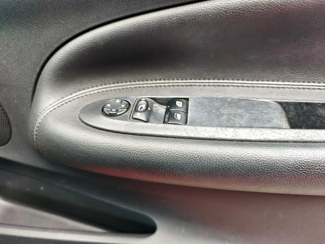 ＤＳ３ スポーツシック　６速マニュアル　オートクルーズコントロール　盗難防止システム　ＡＢＳ　ＡＵＴＯエアコン　パワーウィンドウ　エアバッグ　パワステ（28枚目）