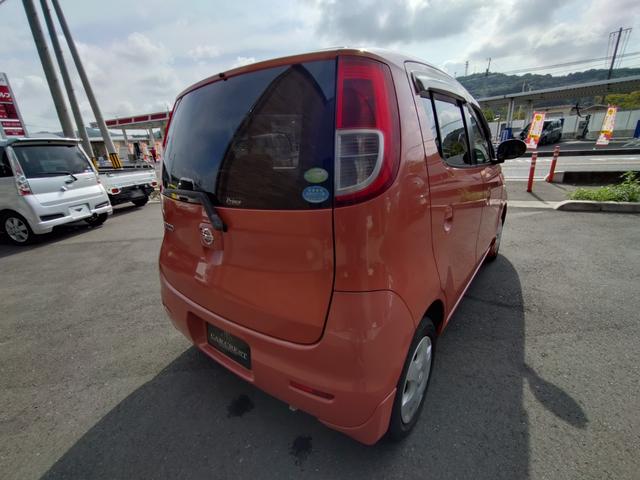 モコ Ｅ　盗難防止　ベンチシートフルフラット　ベンチ　ワイヤレスキー　助手席エアバック　スマ－トキ－　ＡＵＴＯエアコン　衝突安全ボディ　ＥＴＣ　ＰＷ　ＰＳ　ＡＢＳ　運転席エアバッグ　ドラレコ付き　電動ミラー（8枚目）