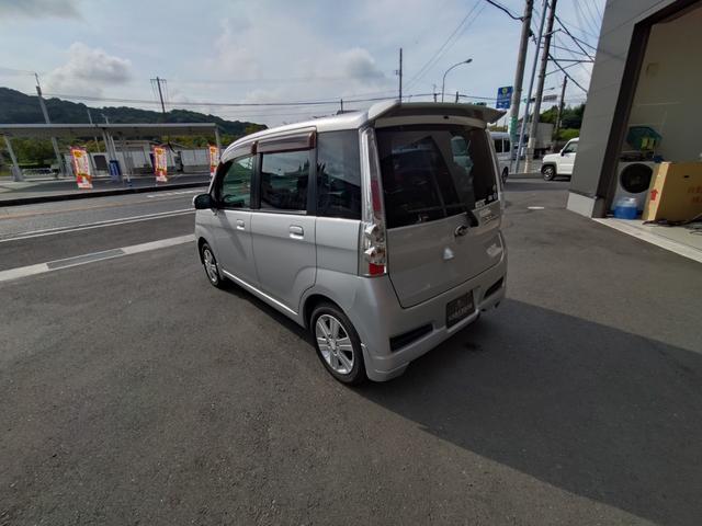 ステラ カスタムＲリミテッド　スマキー　エアバッグ　ナビ　メモリーナビ　ＥＴＣ　オートエアコン　ＡＢＳ　衝突安全ボディ　パワステ　ベンチシート　パワーウィンドウ　盗難防止システム　リモコンキー　助手席エアバッグ　電格ミラー（6枚目）