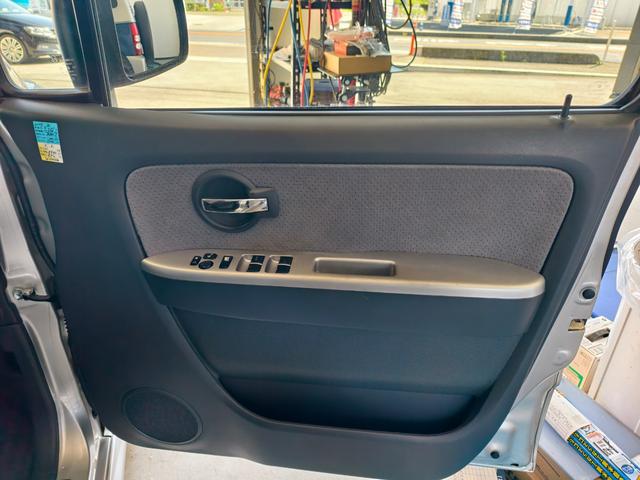 ワゴンＲ ＦＸ－Ｓリミテッド　スマートキーシステム　オートエアコン　エアバック　運転席助手席エアバック　パワーウィンド　ベンチシートフルフラット　キーレススタート　パワステ　衝突安全ボディ　ベンチシート　セキュリティー（26枚目）
