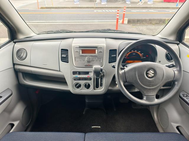 ワゴンＲ ＦＸ　キーレスエントリーシステム　運転席助手席エアバック　イモビライザ　エアバック　パワステ　ベンチシートフルフラット　オ－トエアコン　衝撃安全ボディー　パワーウィンドゥ（9枚目）