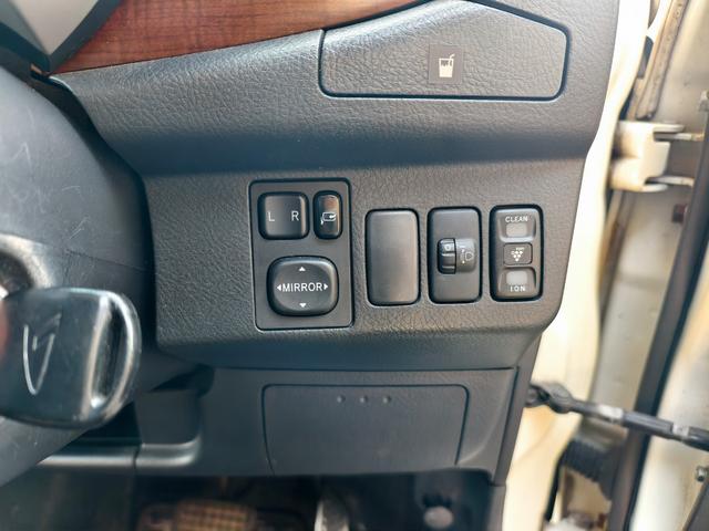 DAIHATSU MIRA GINO PREMIUM X