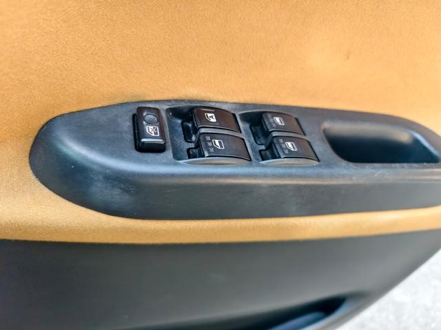 DAIHATSU MIRA GINO PREMIUM X