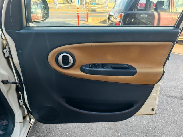 DAIHATSU MIRA GINO PREMIUM X