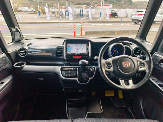 N-BOXカスタム モデューロX Gターボパッケージ メモリーナビ BTオーディオ 衝突被害軽減ブレーキ インテリキー オートクルーズ 両側自動ドア 地デジ ターボ アイドリングストップ ベンチシート ETC オートエアコン リアカメラ 横滑り防止(9枚目)