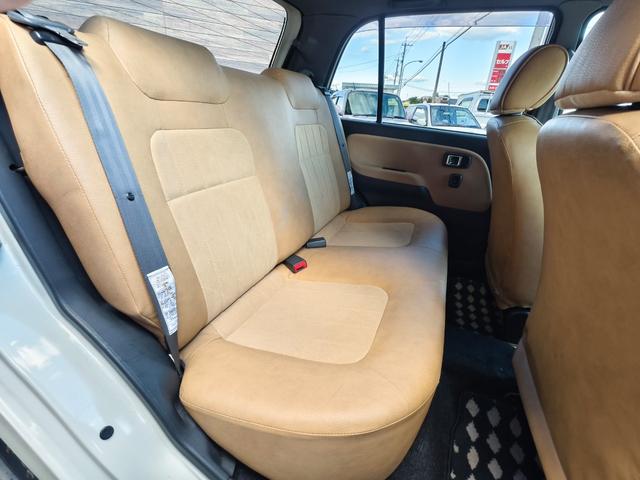 ミラジーノ ジーノ　タイミングベルト交換済み　ＥＴＣ　助手席エアバック　ＡＣ　エアーバッグ　ＰＷ　キーレス　パワステ　衝突安全ボディ　ウッド内装　レザーシート（15枚目）