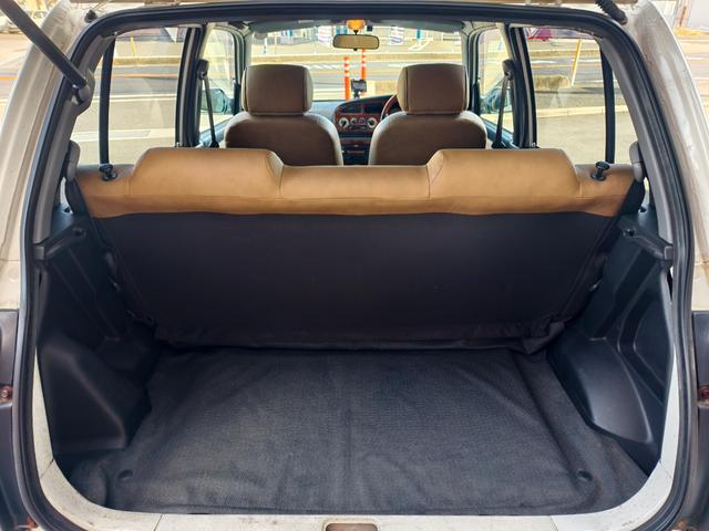 ミラジーノ ジーノ　タイミングベルト交換済み　ＥＴＣ　助手席エアバック　ＡＣ　エアーバッグ　ＰＷ　キーレス　パワステ　衝突安全ボディ　ウッド内装　レザーシート（18枚目）