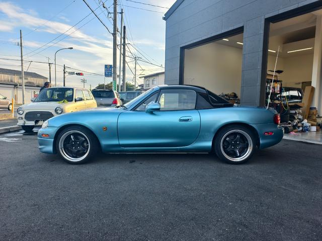 ロードスター ＳＰ　ハードトップ　ワークマイスターＡＷ　トラストマフラー　車高調　ＥＴＣ　キーレス　ＡＢＳ　パワステ　エアコン　衝突安全ボディ　エアバッグ　パワーウィンドー　Ｗエアバック（5枚目）